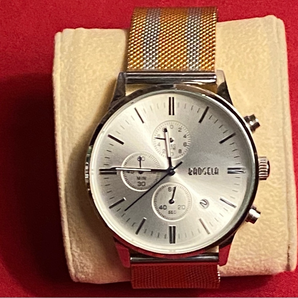 BAOGELA Gold and Silver Watch with Mesh Band 45 mil fixed